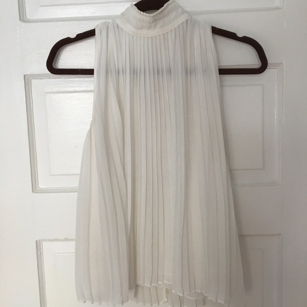 White High-Necked sleeveless blouse